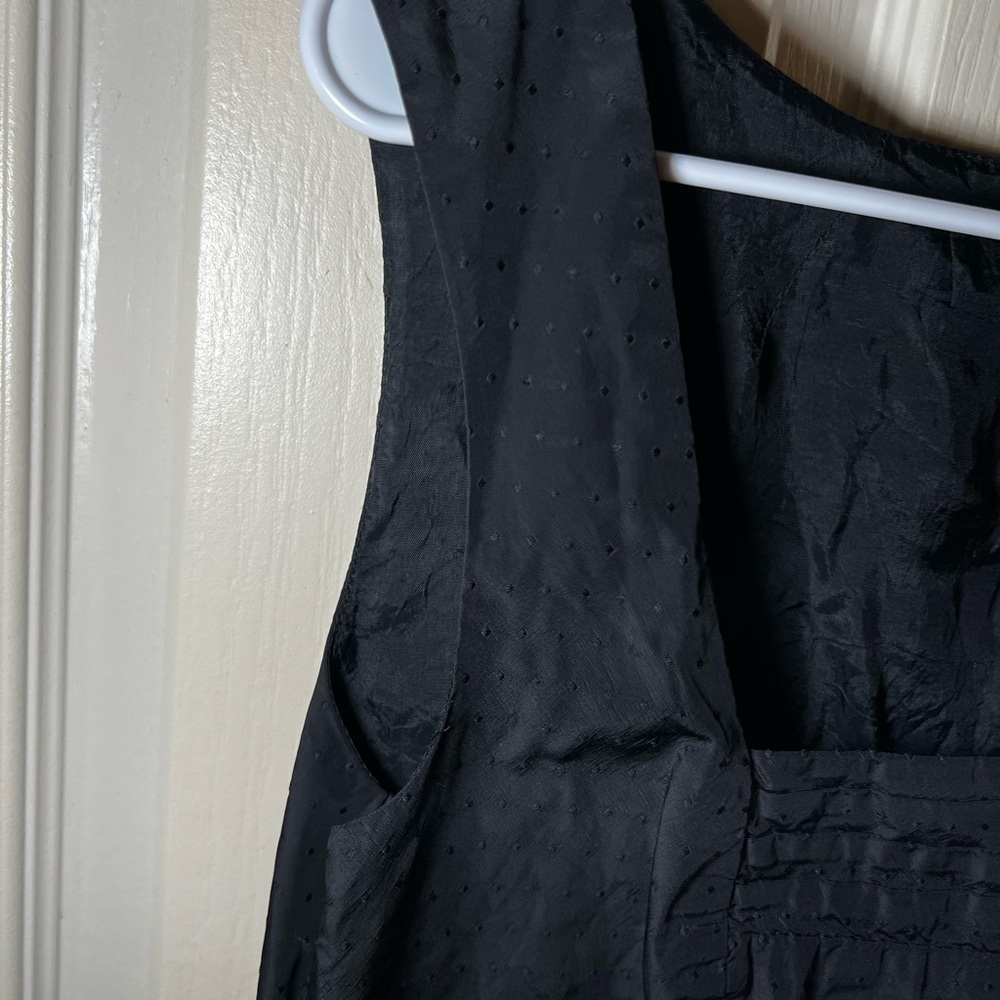 French Connection Vintage Dotted Black Sleeveless Blouse - Picture 5 of 8